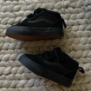 Kids' Ward Mid V High Top Sneaker TODDLER size 5